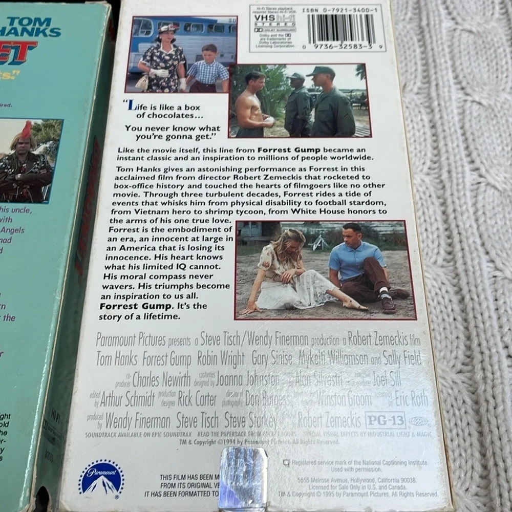 VHS Tom Hanks movie bundle. Cast Away Dragnet Forrest Gump Apollo13 Saving Ryan